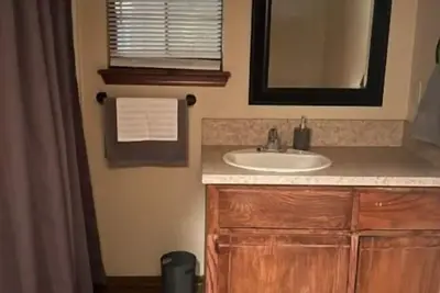 Image de Cozy 1 bed, office area, kitchen