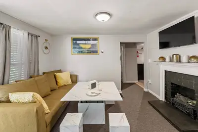 Image de Brighton Cottage - Minutes from Downtown, Famu & Fsu