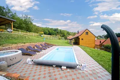 Image de Superbe maison Ă Dragovanscak