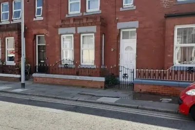 Image de Large house sleeps13 close to lfc stadium anfield