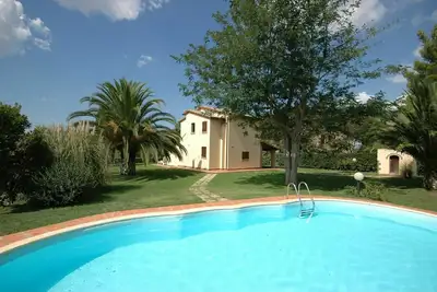 Image de Poderino - La California, Tuscany