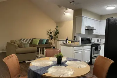 Perfect North Dallas Bungalow