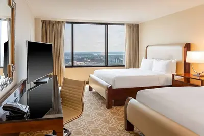 Image de Make Your Trip More Enjoyable! 2 Relaxing Units, Pool, Parking, Pets Allowed!