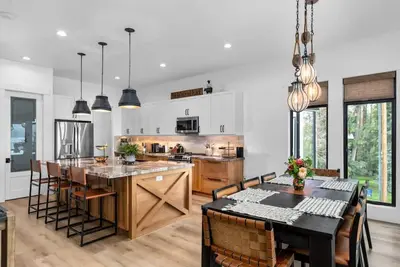 Image de Spacious Family Friendly Home w/ Views of Flathead