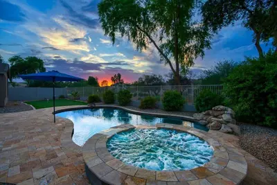 Image de Beautiful Getaway w Pool & Spa