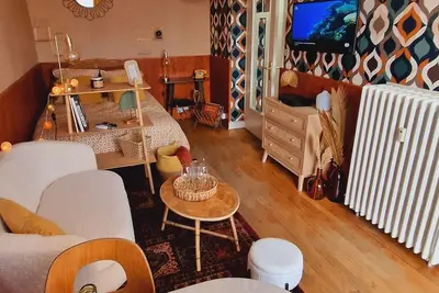 Image de Appartement 2 pers aux belles allures sixties à 8mn à pieds du centre.