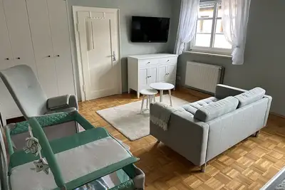 Image de Frisch Renovierte Ferienwohnung in Altem Wirtshaus