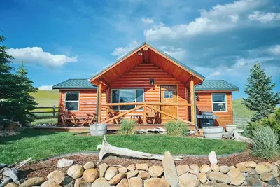 Image de Bounty of the Bighorns Cabin near Buffalo