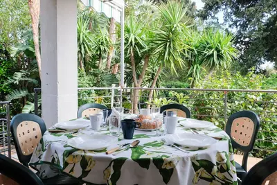 Image de Large Villa with Garden and Bbq near the Sea