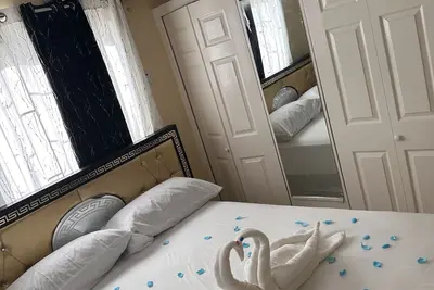 Image de Gated community, homely and comfortable house close to local shop and beach.