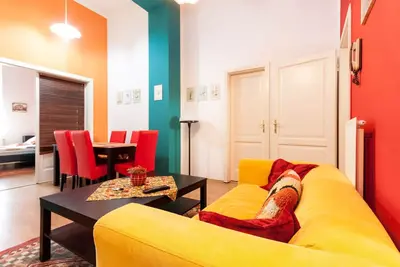 Image de Appartement Vibrant de 3 Chambres au Coeur de Budapest