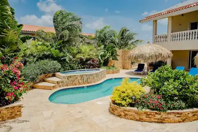 Image de Magnifique appartement de 2 chambres à 2 km de la plage Eagle