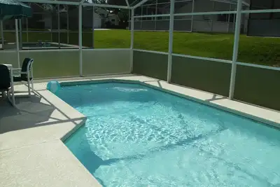 Image de Maison économique de 4 chambres avec piscine privée