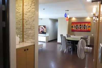 Image de 4b -  Appartement 2 chambres en centre-ville avec piscine commune