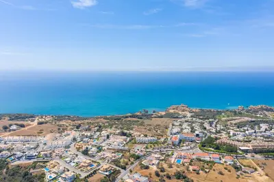 Image de Vues sur la mer - Piscine privée - Climatisation - Wifi - Casa Feliz