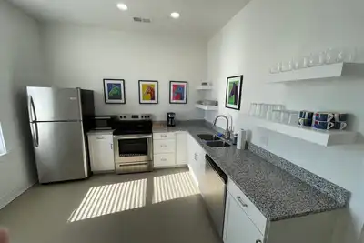 Image de Charming Downtown Apartment