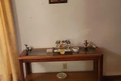 Image de Country Cottage On The Hill