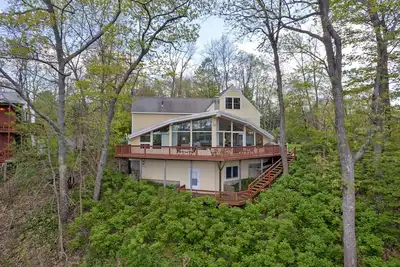 Image de The Ship House on the Saco River with Hot Tub
