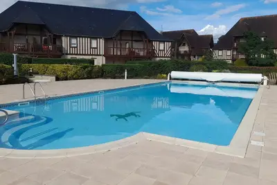 Image de Rez de Jardin Deauville 3 chambres - 700m de la plage