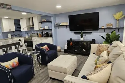 Image de Country Chic Family Martinsville Home