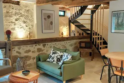 Image de \"La Maison d'Emile\"gîte/cottage à la campagne, piscine et jardin d'agrément 4*