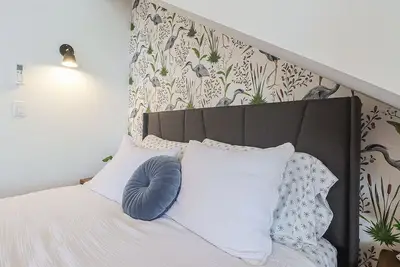 Image de The Cypress Cottage in Old Town Bsl - Historic charm with modern amenities