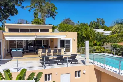 Beautiful 3 Bedroom Villa located in the heart of Sosúa. \n