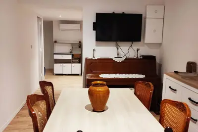 Image de Villa F4 meublée Saint-Denis proche commodités ( parc, stade, hôpitaux, Créolia)
