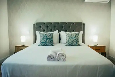 Image de The new apartment, very bright, all brand new fully equipped so that you. . .