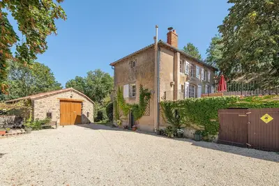 Image de Belle maison à Argentonnay avec WiFi