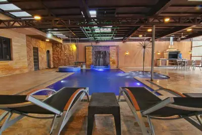 Image de Big brother hotel apartments