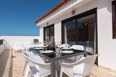 Image de Maison de vacances \"3 Bedrooms with Views\" avec piscine partagée et Wi-Fi