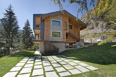 Image de Appartement 'Valgrisa Mountain Lodges 3' avec vue sur les montagnes, terrasse privée et Wi-Fi