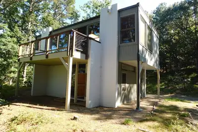 Image de Contemporary Cottage in the woods of Wellfleet (Cs0023)