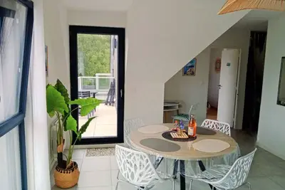 Image de Appartement tout confort, au calme. Plages et commerces à pied. WiFi