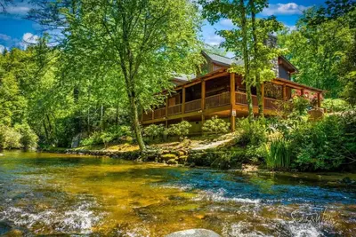 Big Snowbird Creek Escape: Luxe Smoky Mountain Fishing Cabin