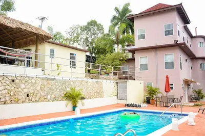 Bella Vista Bungalow View 2bd