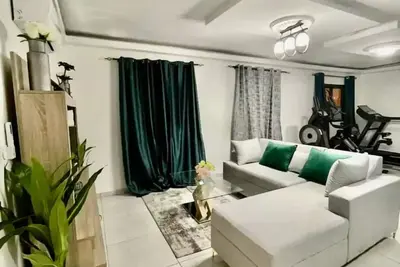 Image de M & M Penthouse, 1 bedroom Salon Villa Complete\n