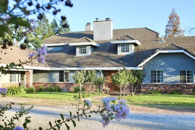 Image de Beautiful home in Redding!