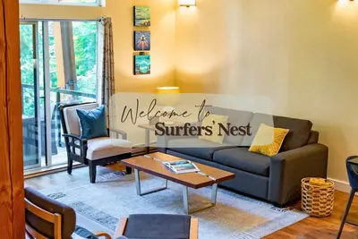 Image de Surfers` Nest - Waterfront townhome