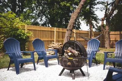 Image de *Freshly Renovated & Clean! Perfect Family Home! *