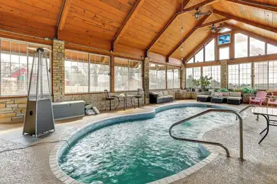 Image de Mtn-View Shirley Pool House: Pets Welcome!