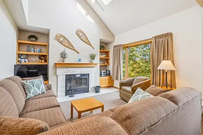 Image de Welcoming Two condo with pool, hot tub, and more- J3