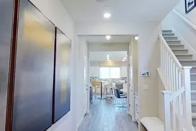 Image de Modern contemporary home close to Napa Wine County, Shopping Outlet and more!