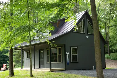 Image de New cabin in Amish Country, pond, fishing, secluded