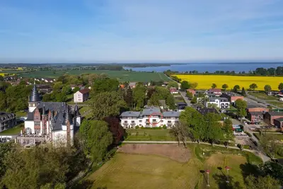 Image de Apartment Direkt am See mit Balkon und Kamin Wiesengeflüster