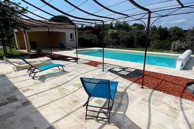 Image de Maison 140m² avec piscine, très calme, proche centre ville et au pied du Sidobre
