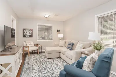 Image de Near Msu | Cozy | Fire Pit