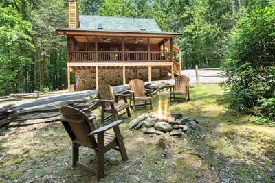 Secluded♤Bonfire pit♤2 bdrm/2bath♤Pet friendly