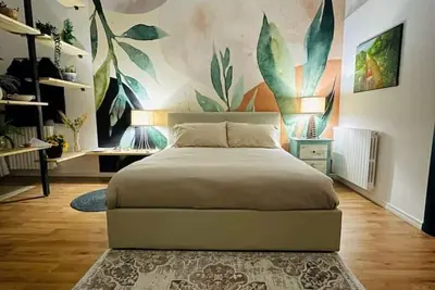 Image de Panoramic loft in front of villa. Rome Street